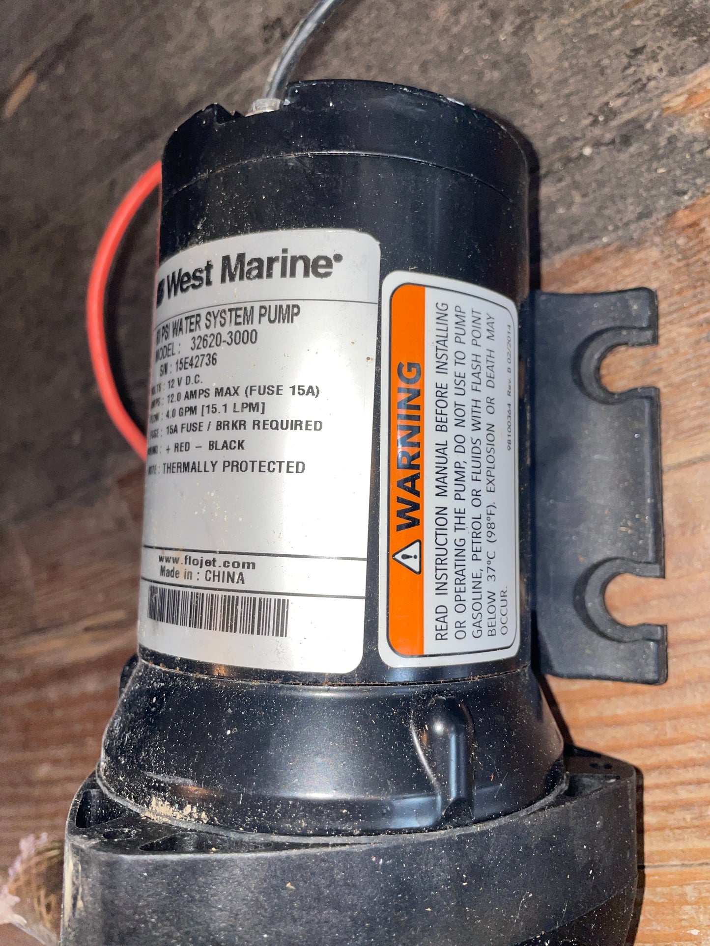 West Marine 60 PSI Water System Pump Model 326203000 UNTESTED