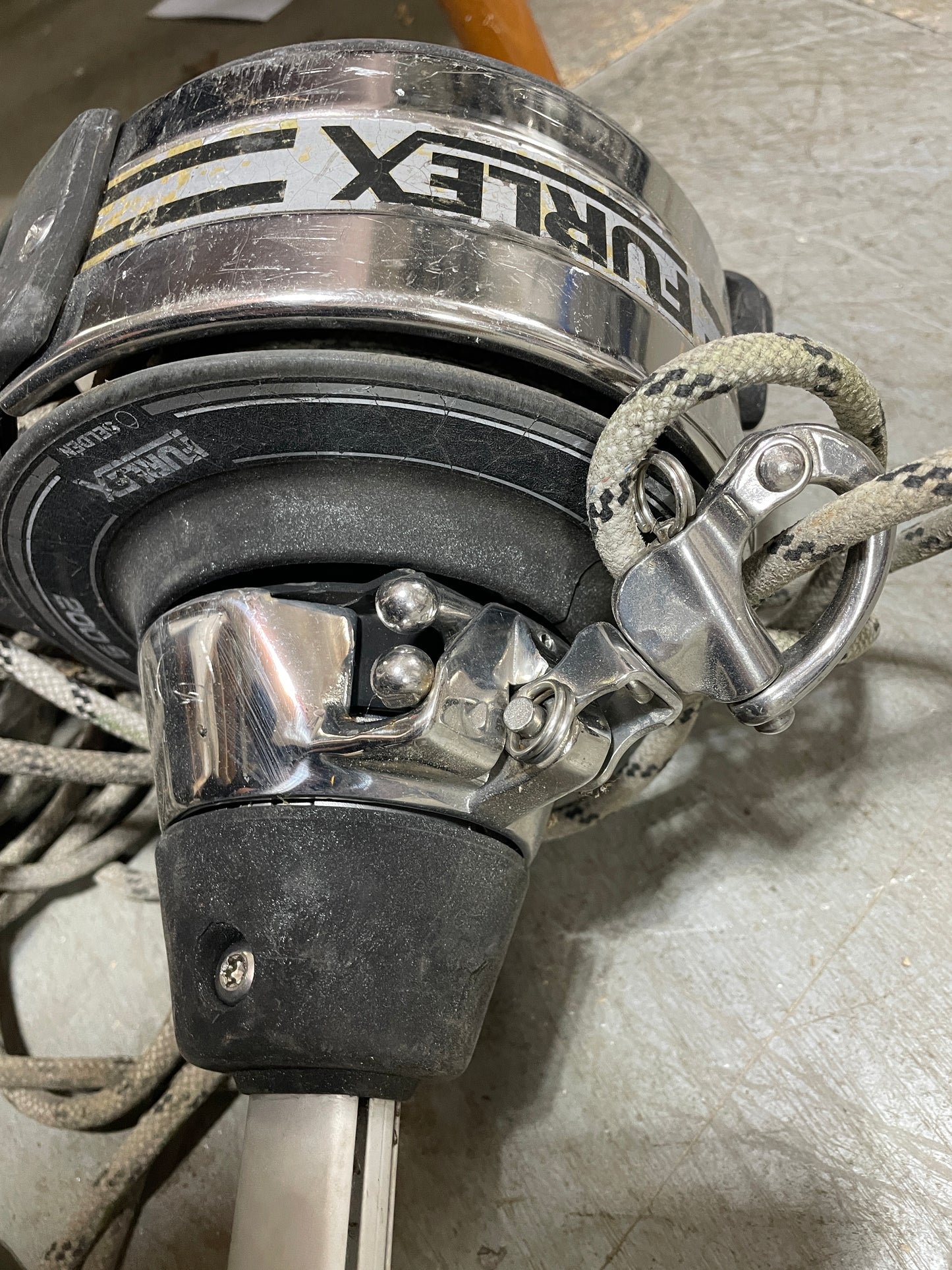 Selden Furlex 200 S Furler Drum With Upper Swivel & Extrusion