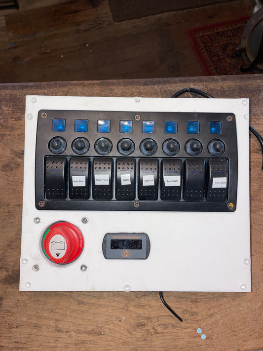 8 Switch 12/24VDC Electrical Panel With Battery Switch & Indicator