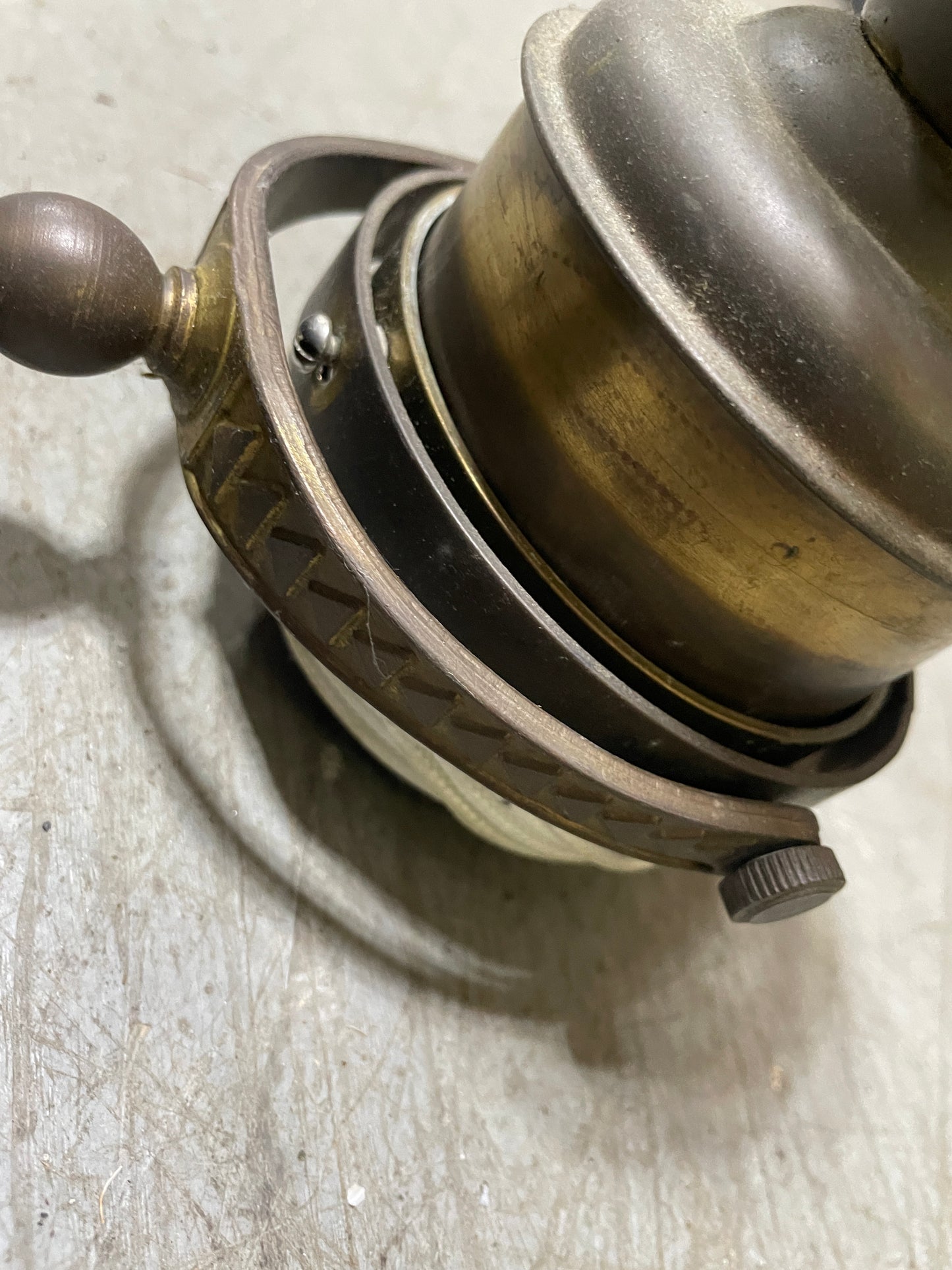 Vintage 10" Oil Lamp With Gimbal - Bulbed Glass