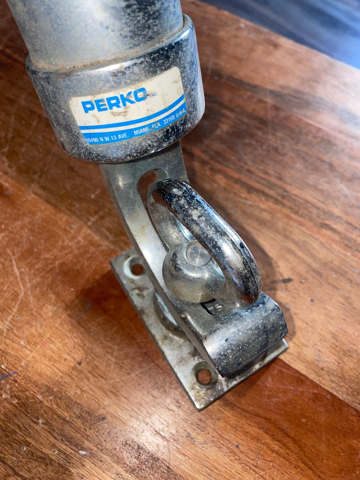 Perko Chromed Bronze Adjustable Rod Holder