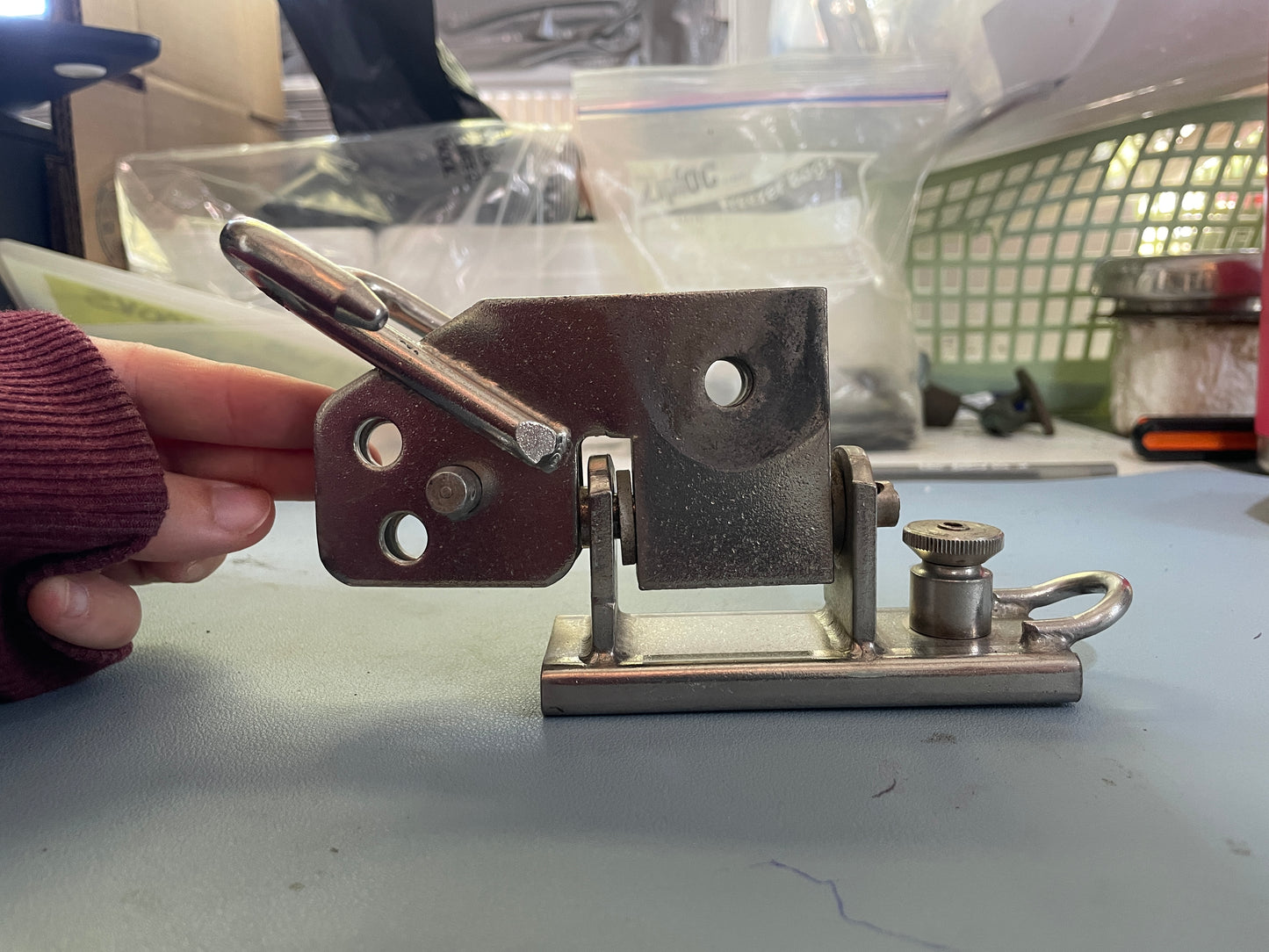 Gooseneck On 1 1/4" Pull Top Track Car