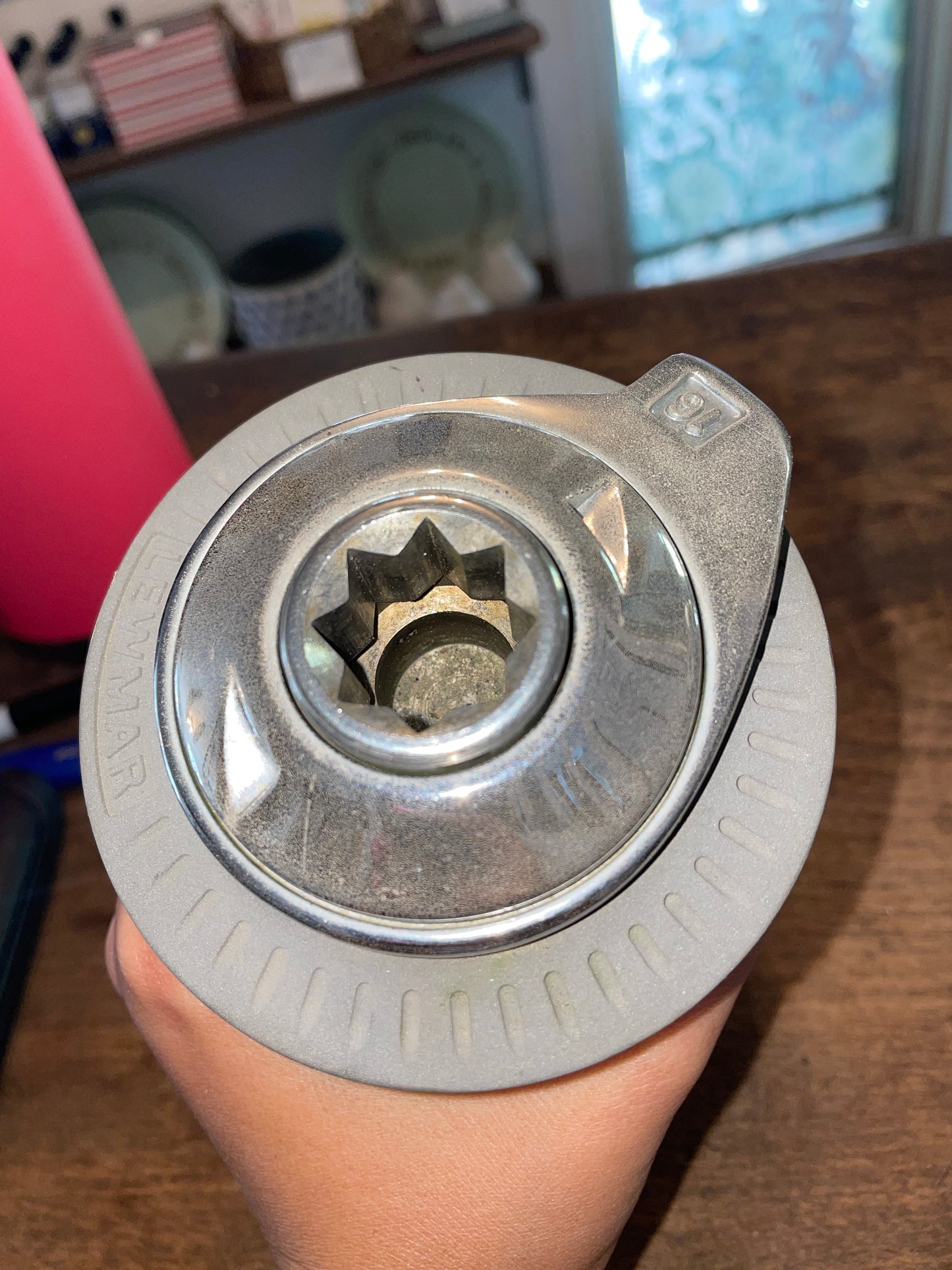 Lewmar 16 Self Tailing Single Speed Winch