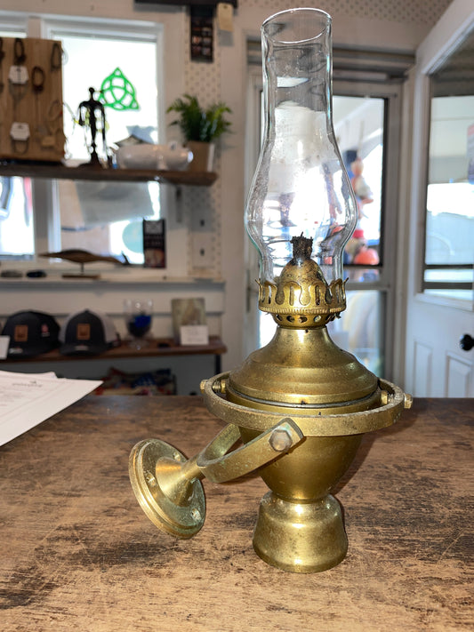 Oil Lamp With Gimball And Glass
