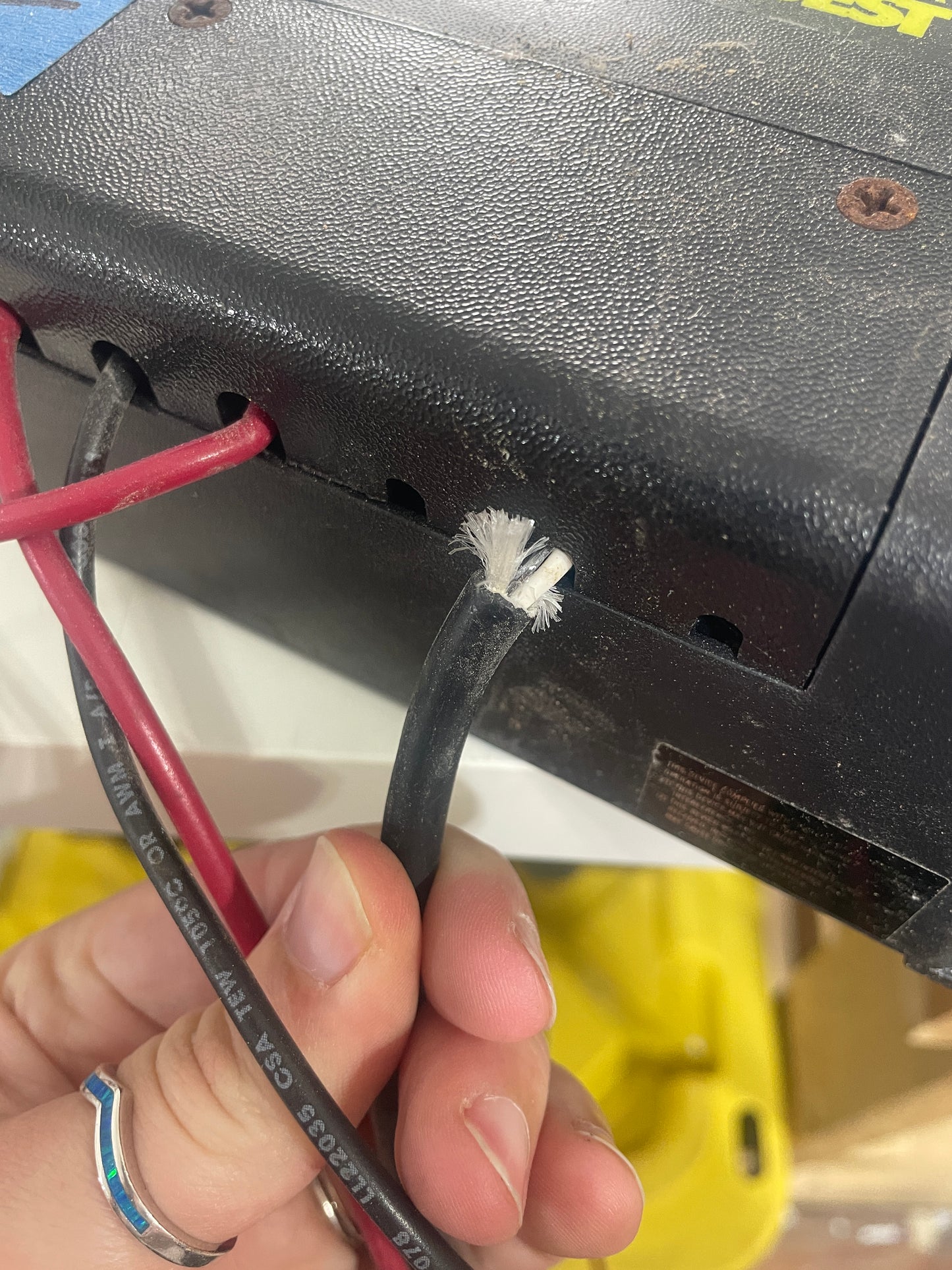 Guest Battery Charger (Charge Pro) Model # 2610 - WORKS