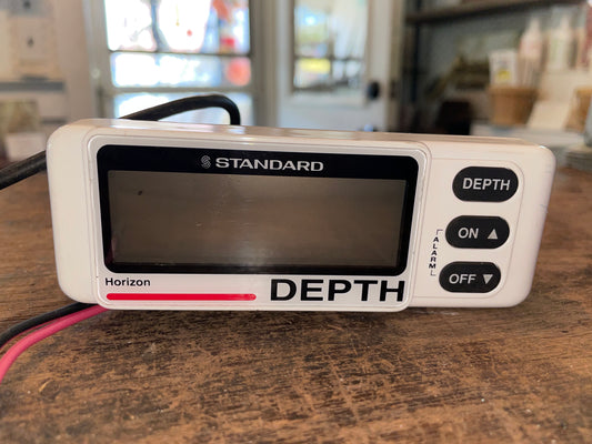 Standard Horizon DS-30 Digital Depth Sounder
