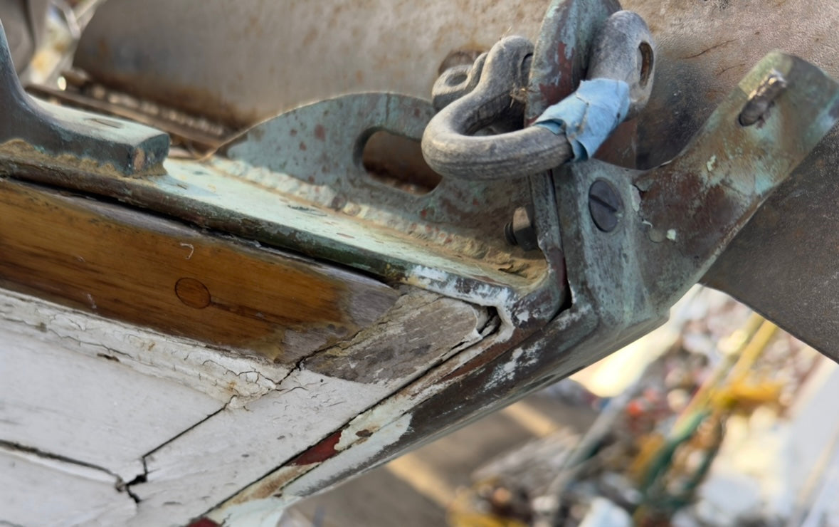 2 Piece Bronze Stem Head Fitting - Alden Priscilla 1971