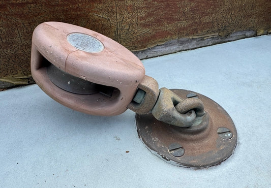 South Coast Standing Rubber Swivel Block with Bronze Base - Alden Priscilla 1971