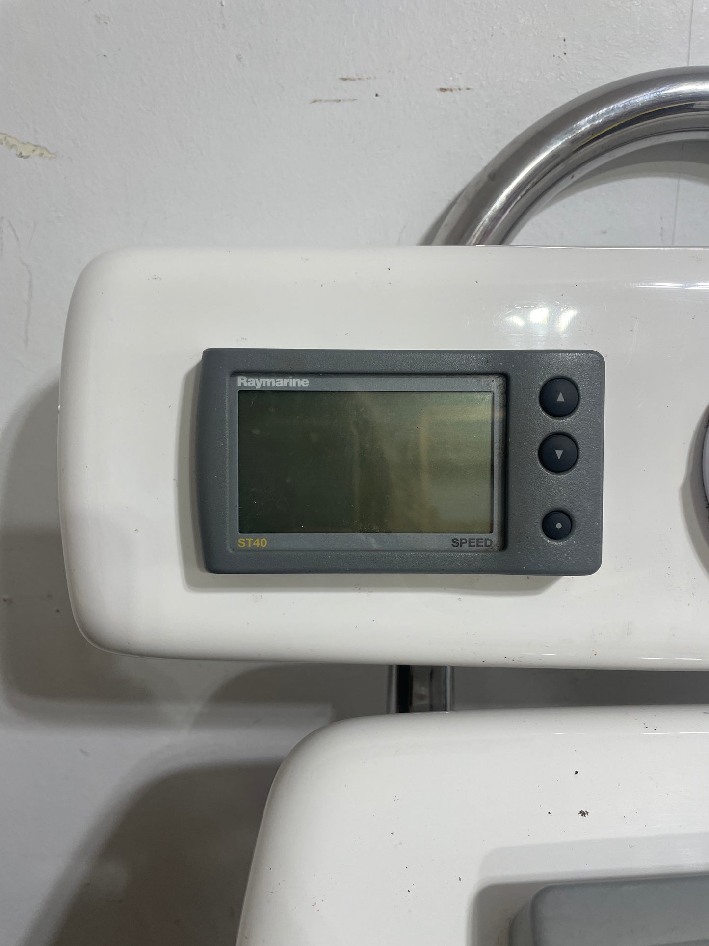 60" Tall Bent Pedestal Guard With Garmin & Raymarine Electronics