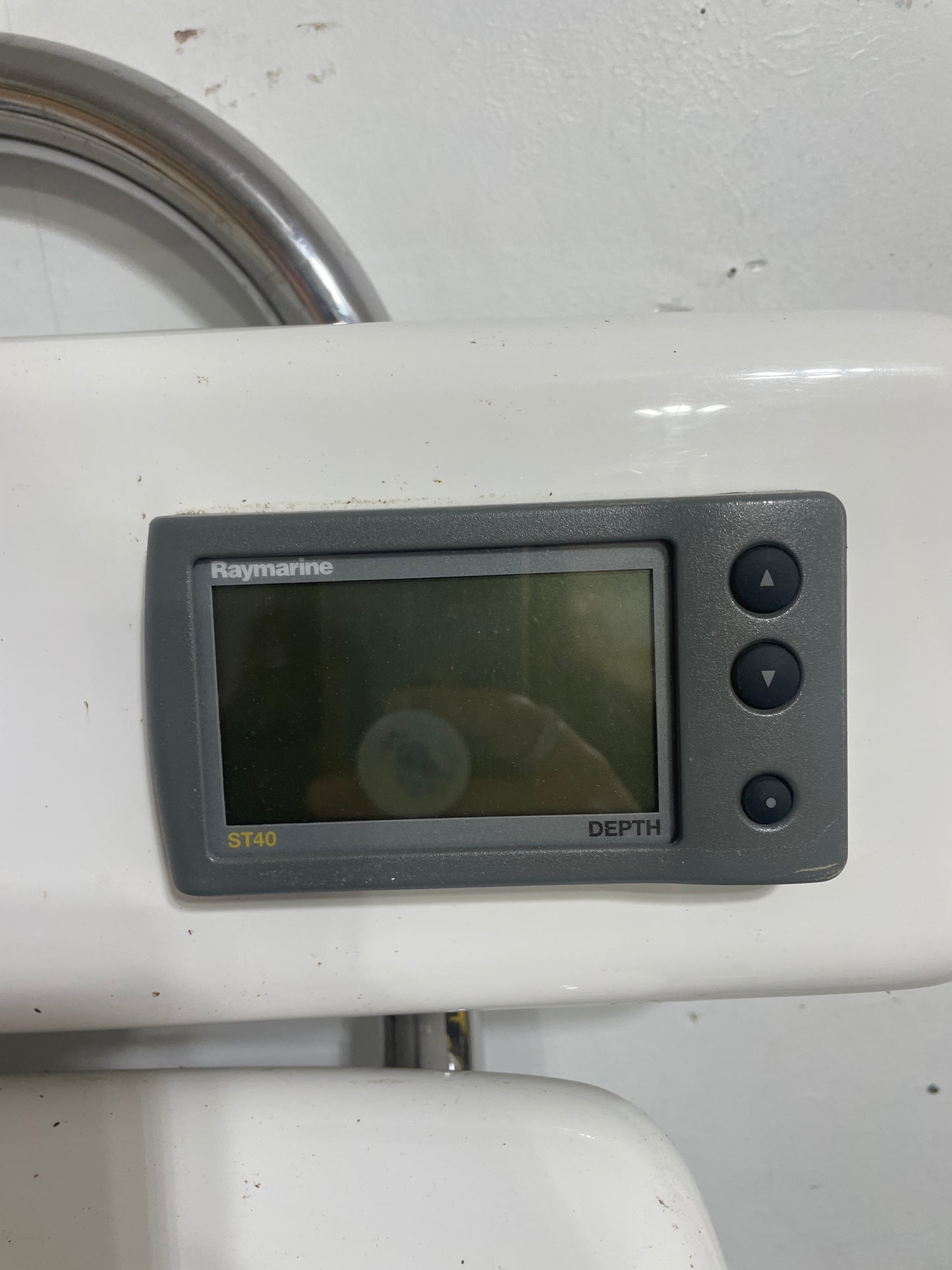 60" Tall Bent Pedestal Guard With Garmin & Raymarine Electronics