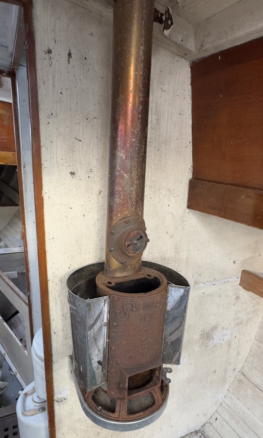 Vintage Cast Iron Fatsco Tiny Tot Wood Stove - Alden Priscilla 1971