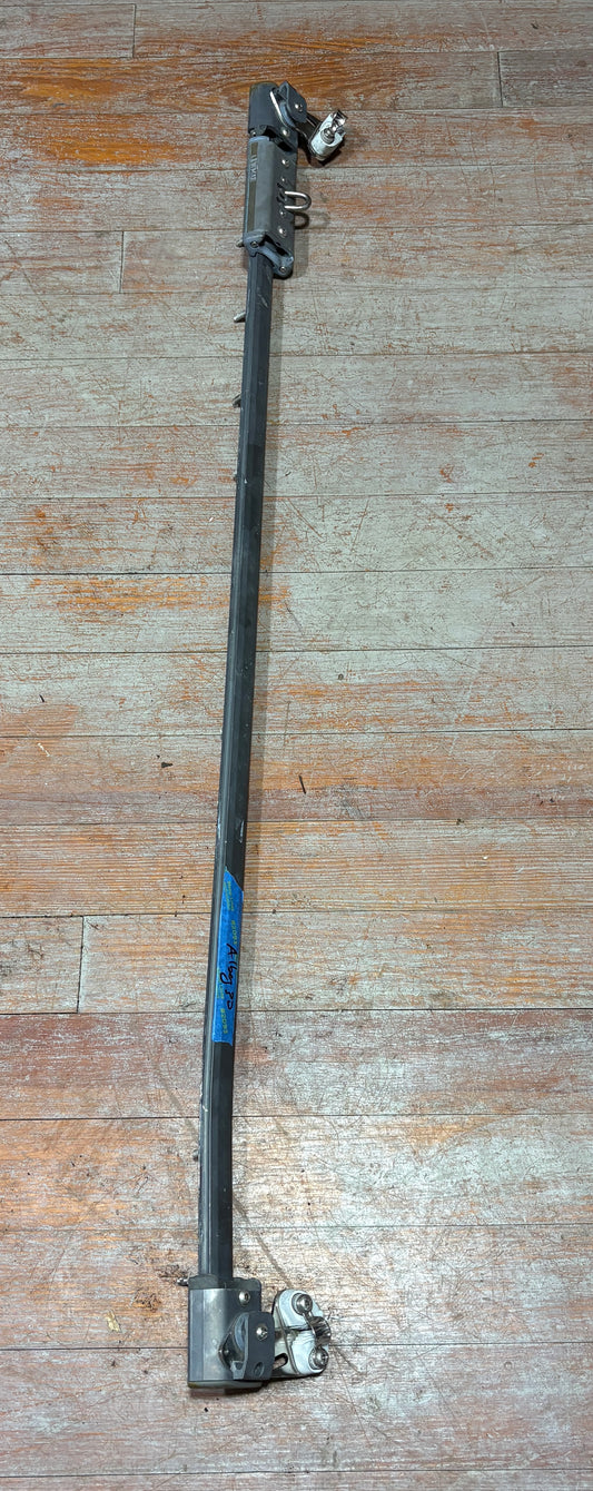 Lewmar 7/8" Traveler off an Alberg 30