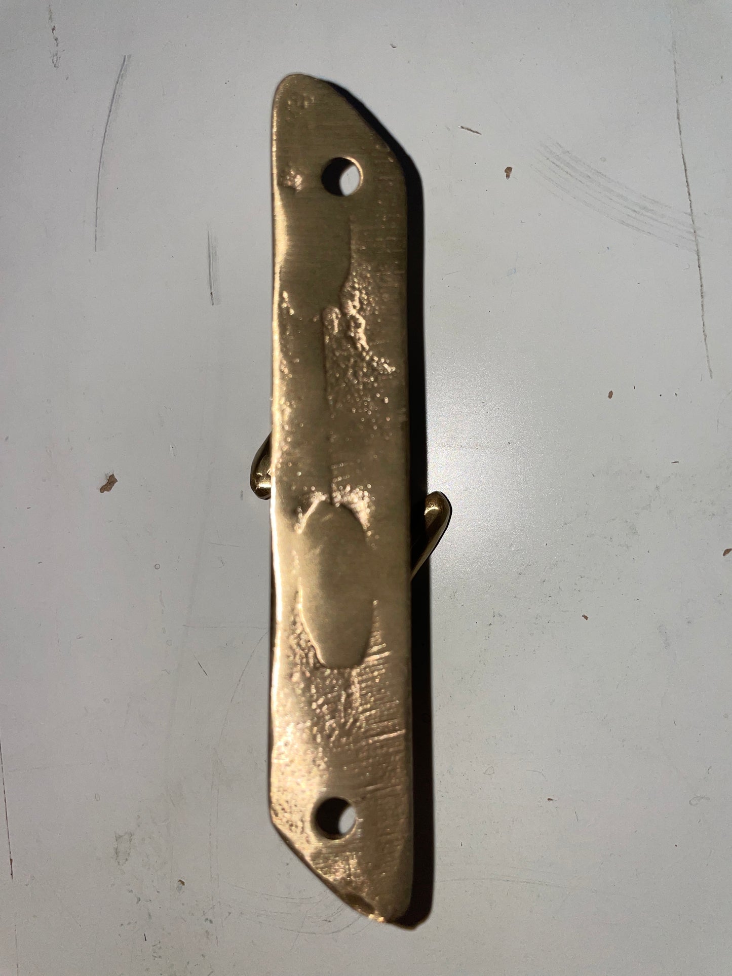 bottom STARBOARD SIDE - Skinny 4 1/2" Skeene Chock Cleat