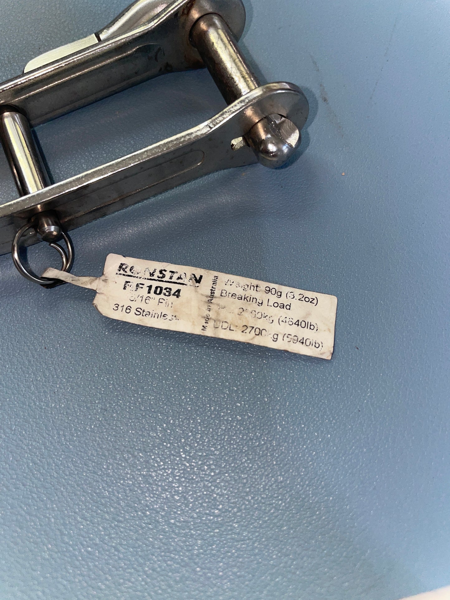 brand Ronstan RF1034 5/16" Halyard Shackle - NEW