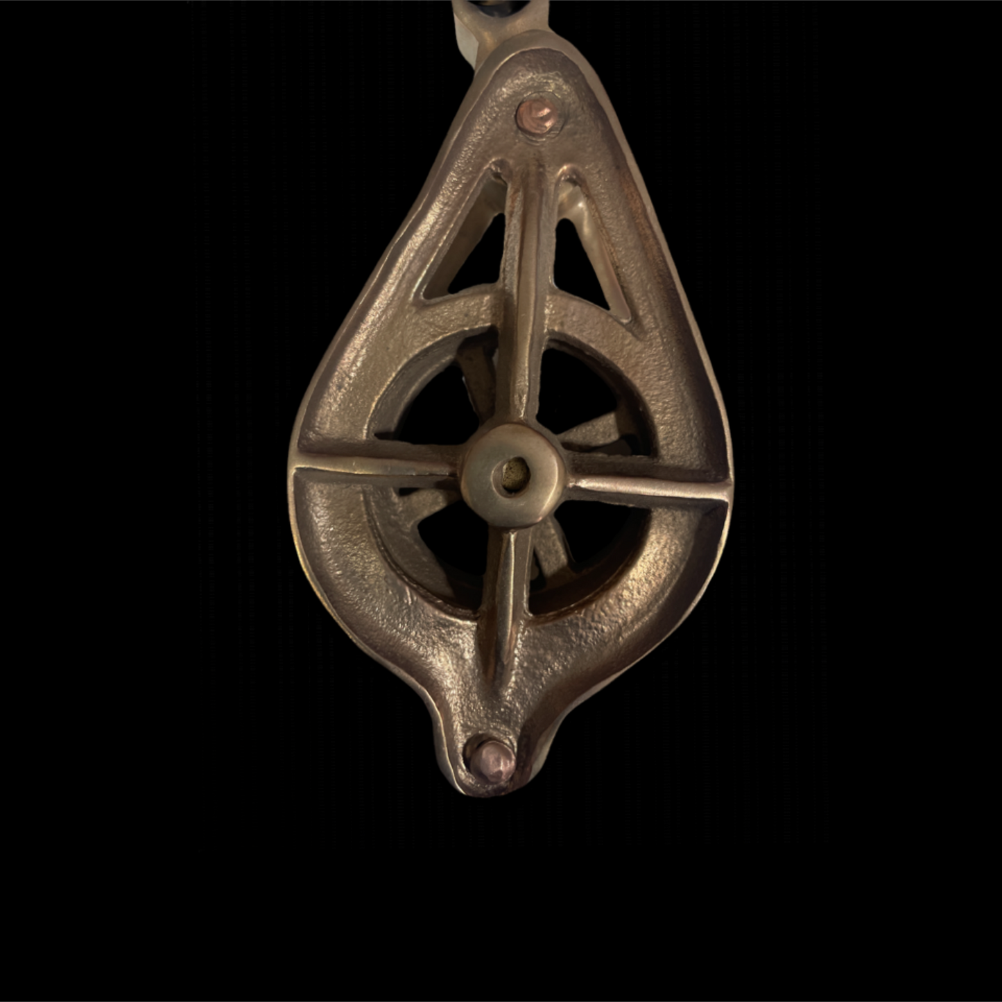 close up BB1992 Bronze Cage Block With Shackle
