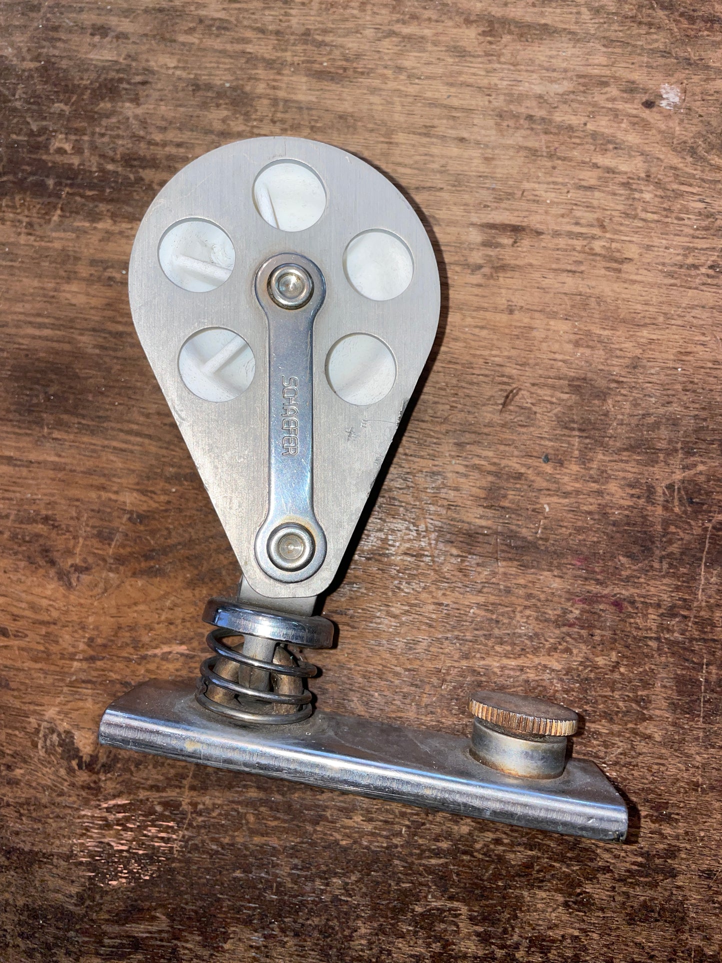 Schaefer Spring Loaded Single Block With 1” Track Car -2 1/2” Sheave - 5/8” Line