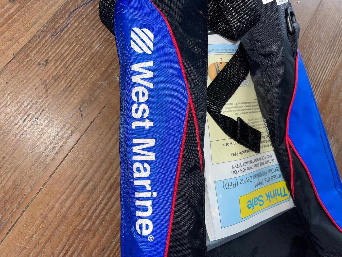 West Marine Auto/manual24 Convertible Type V Personal Floatation Devi