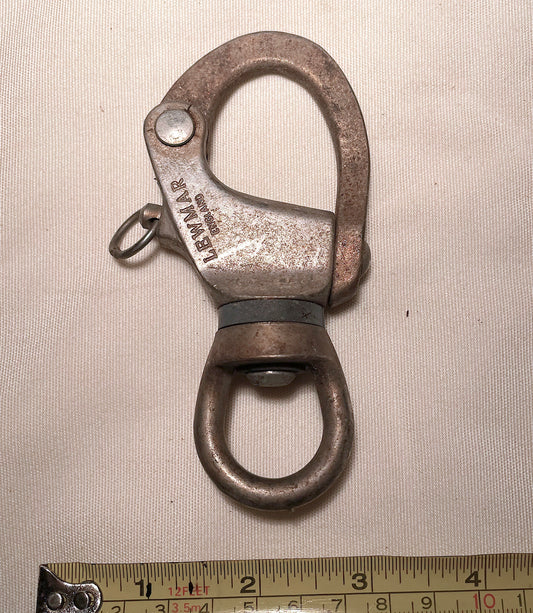 Lewmar Stainless 7/8" Swivel Bail Snap Shackle