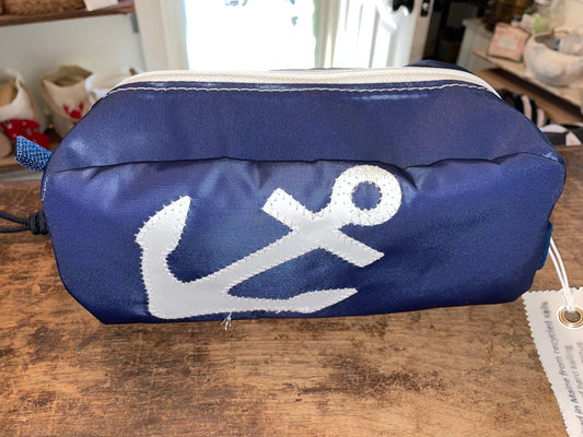 Sea Bags Maine White-On-Navy Anchor Toiletry Bag