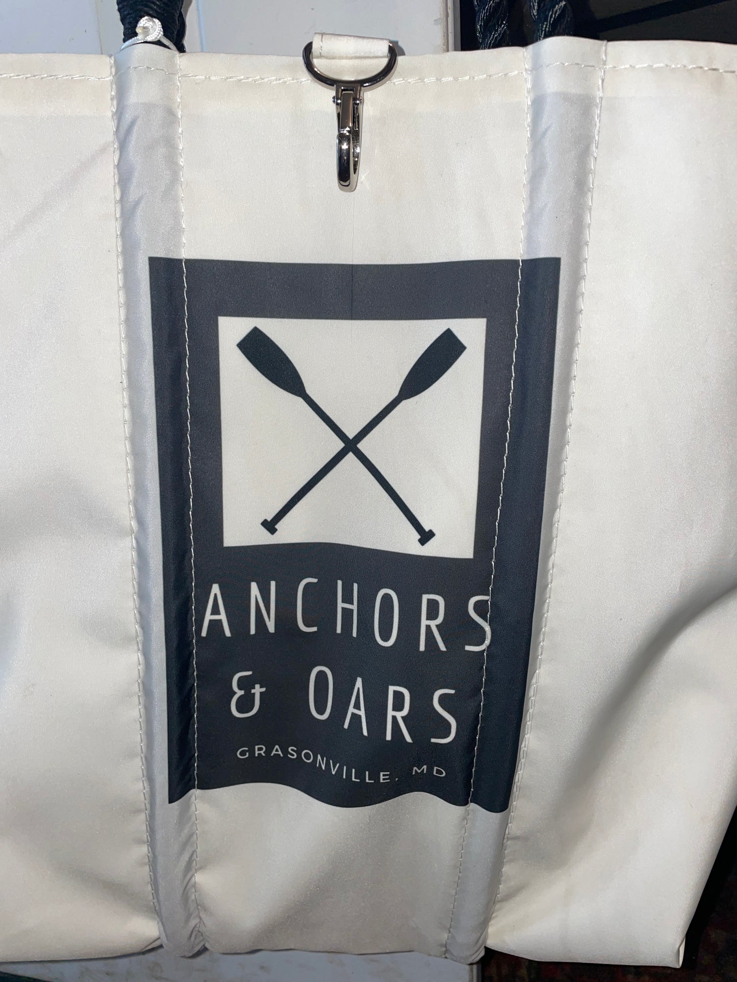 Anchors & Oars Medium Seabag Tote- Clasp Closure