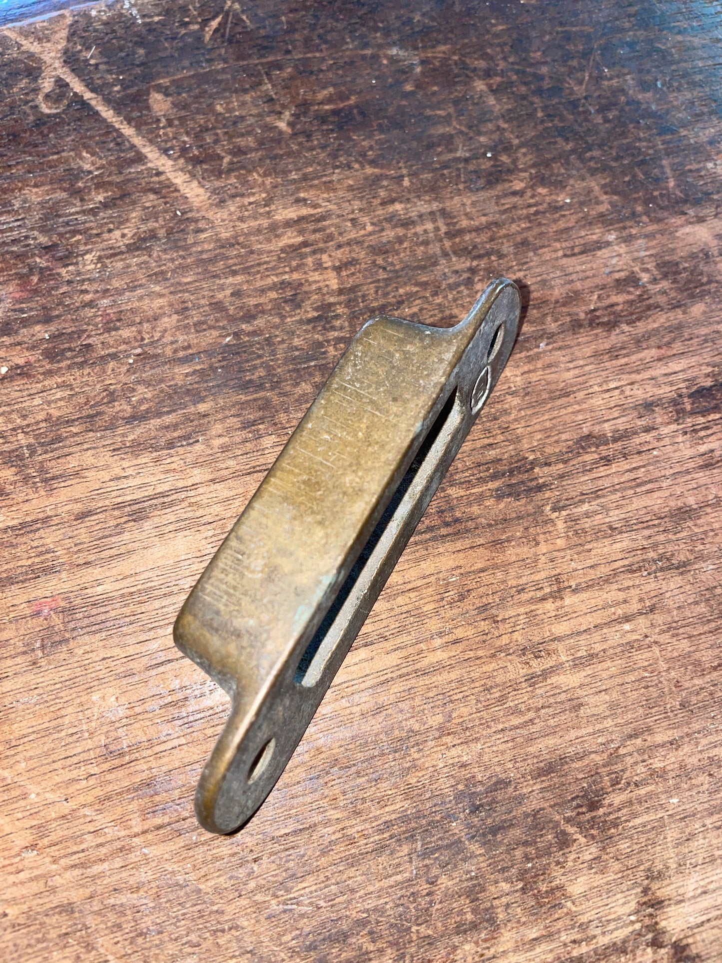 Wilcox Crittenden Single Brass Bow Socket