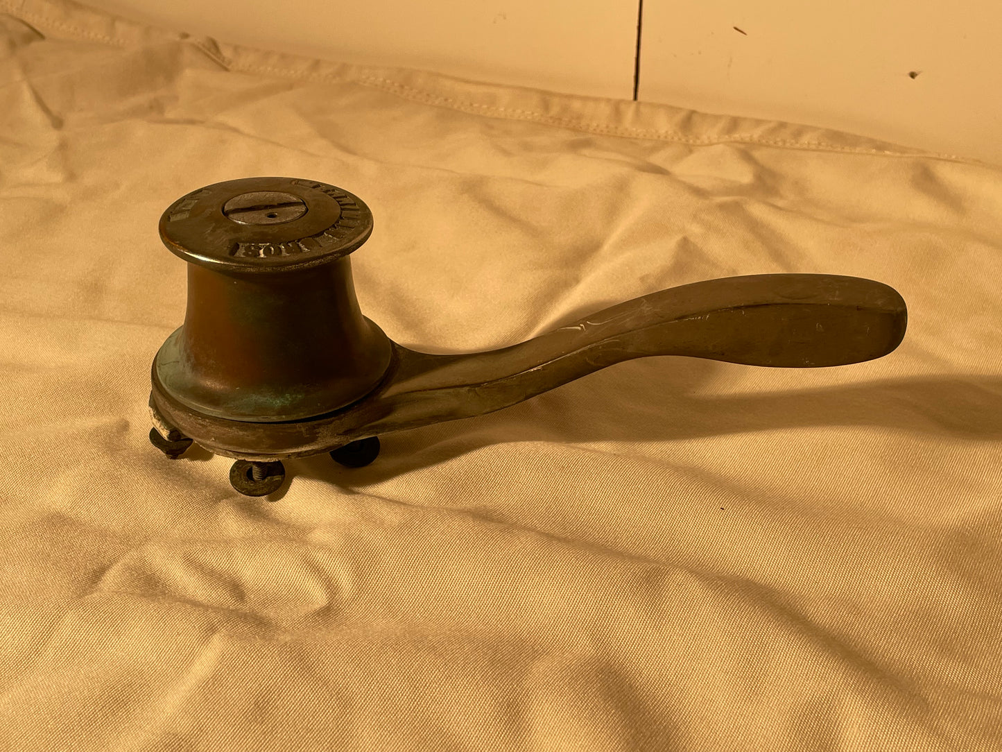 Merriman Bros 0-A Bronze Winch W/Handle