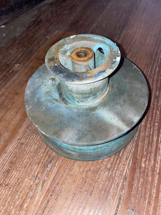 Vintage Bronze Center Board Winch