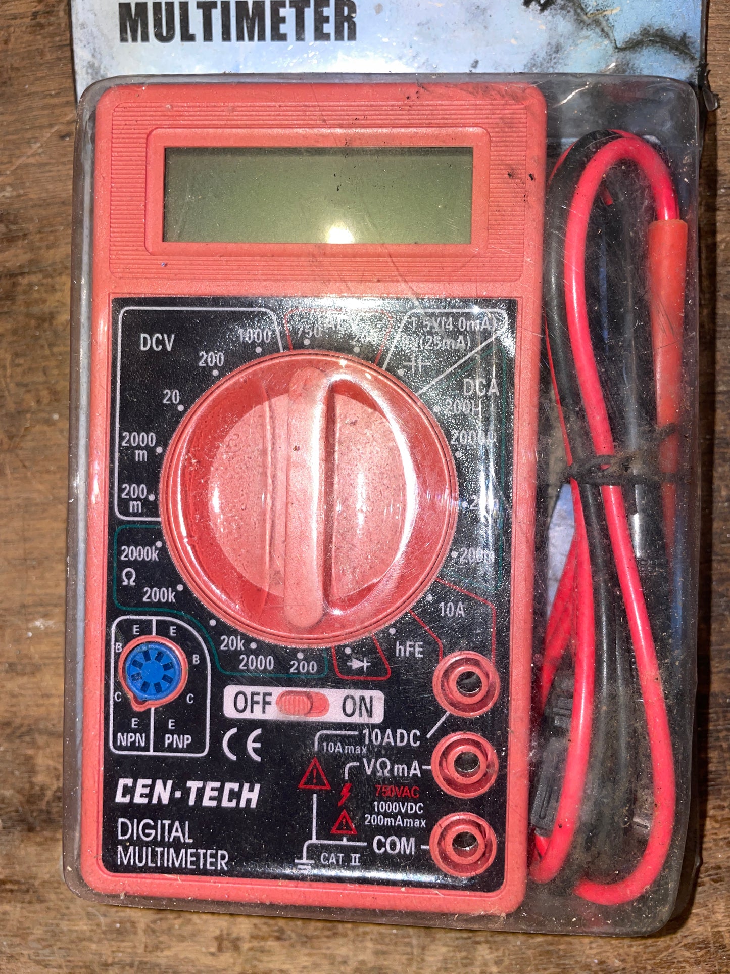 Cen-Tech 7 Function Digital Multimeter