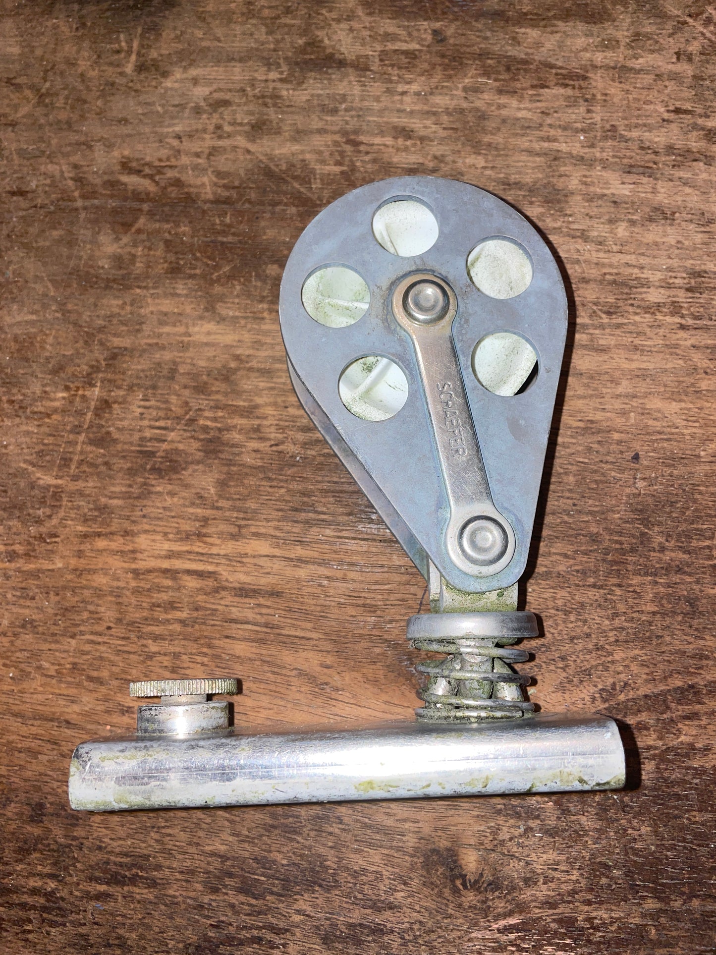 Schaefer Spring Loaded Single Block With 1 1/4” Screw Top Track Car