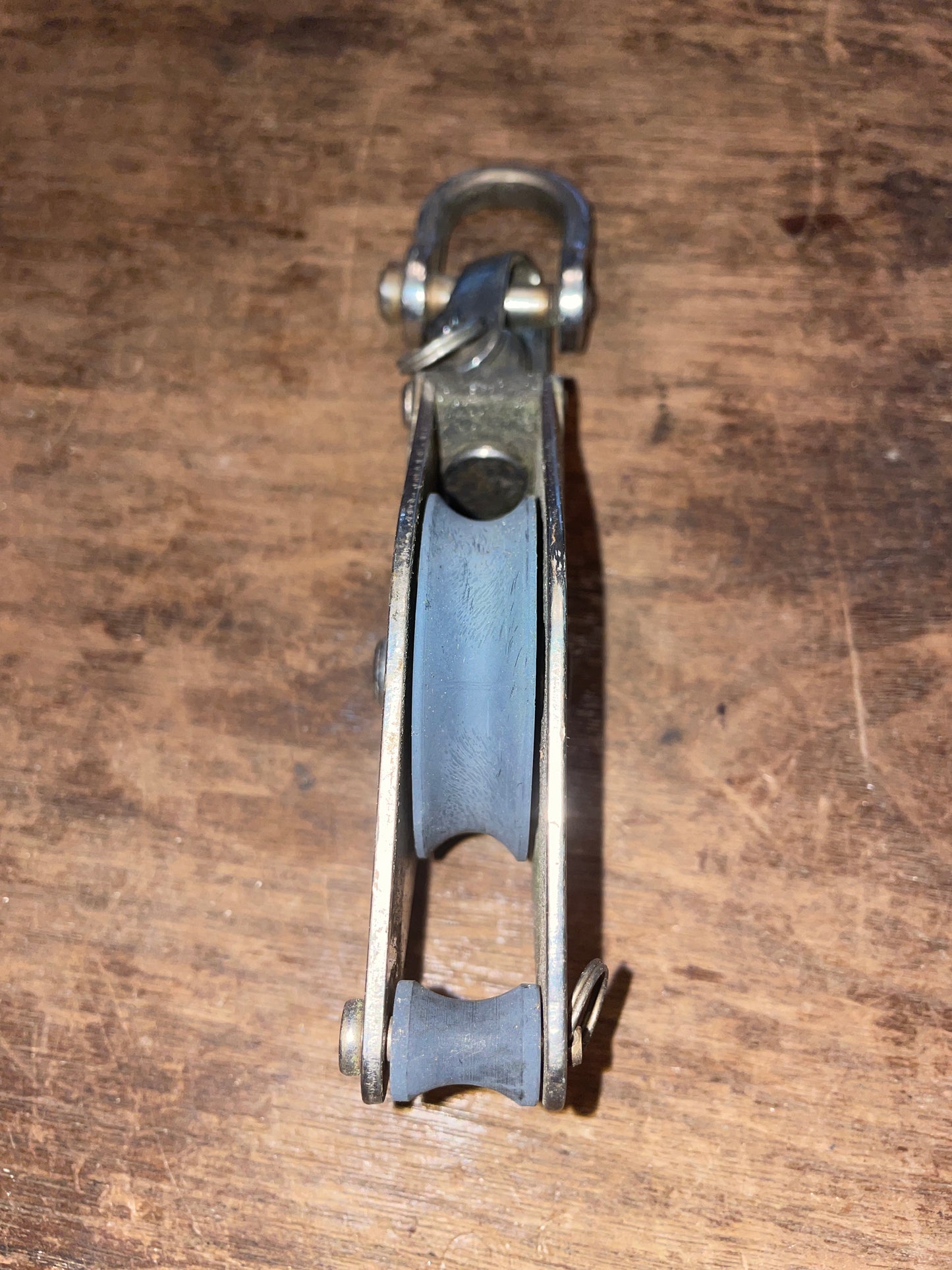 Schaefer Single 2 1/8” Sheave Swivel Block With Beckett - 7/16” Line