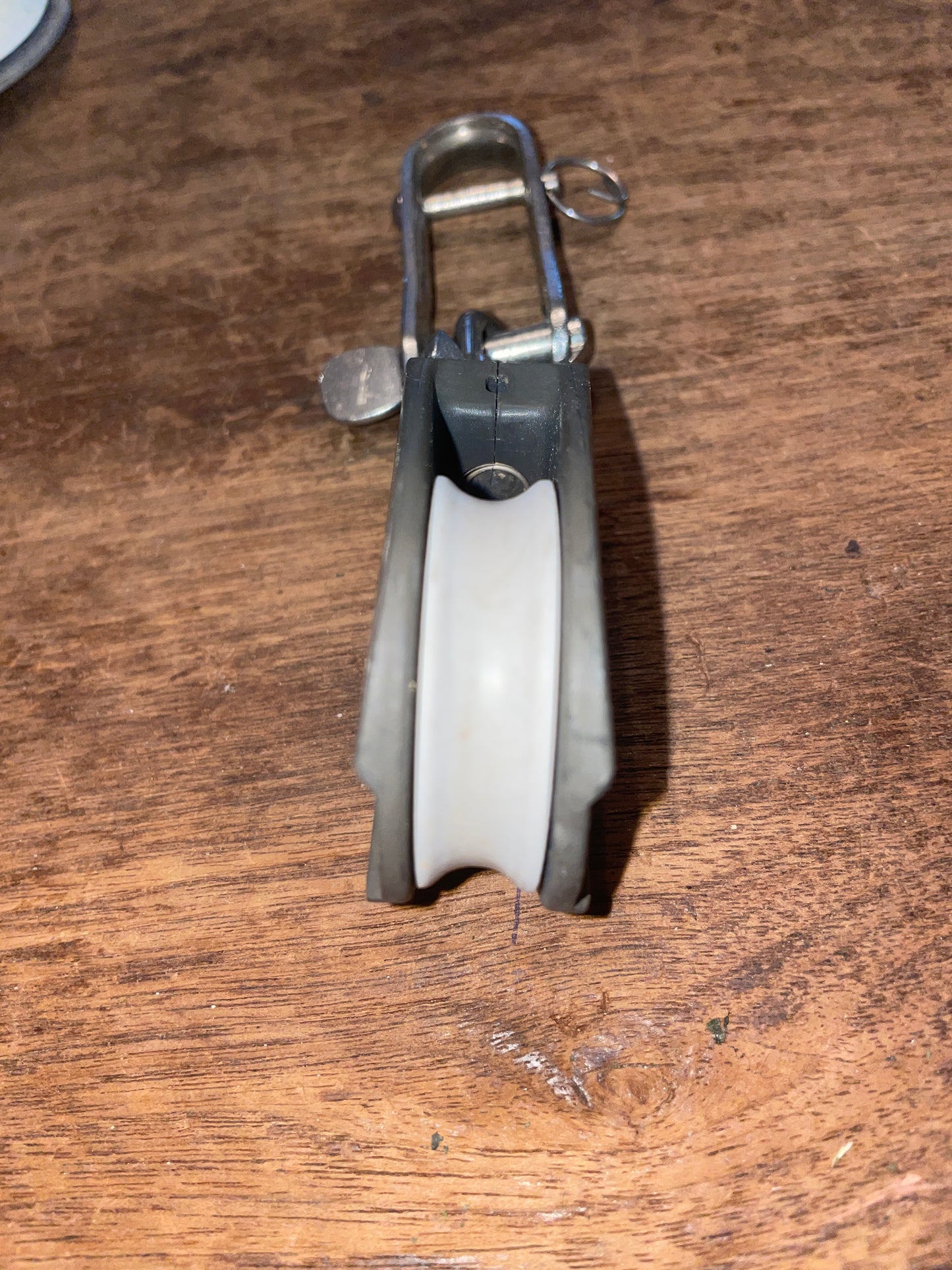 Lewmar Single 1 3/4” Sheave Swivel Block- 3/8” Line