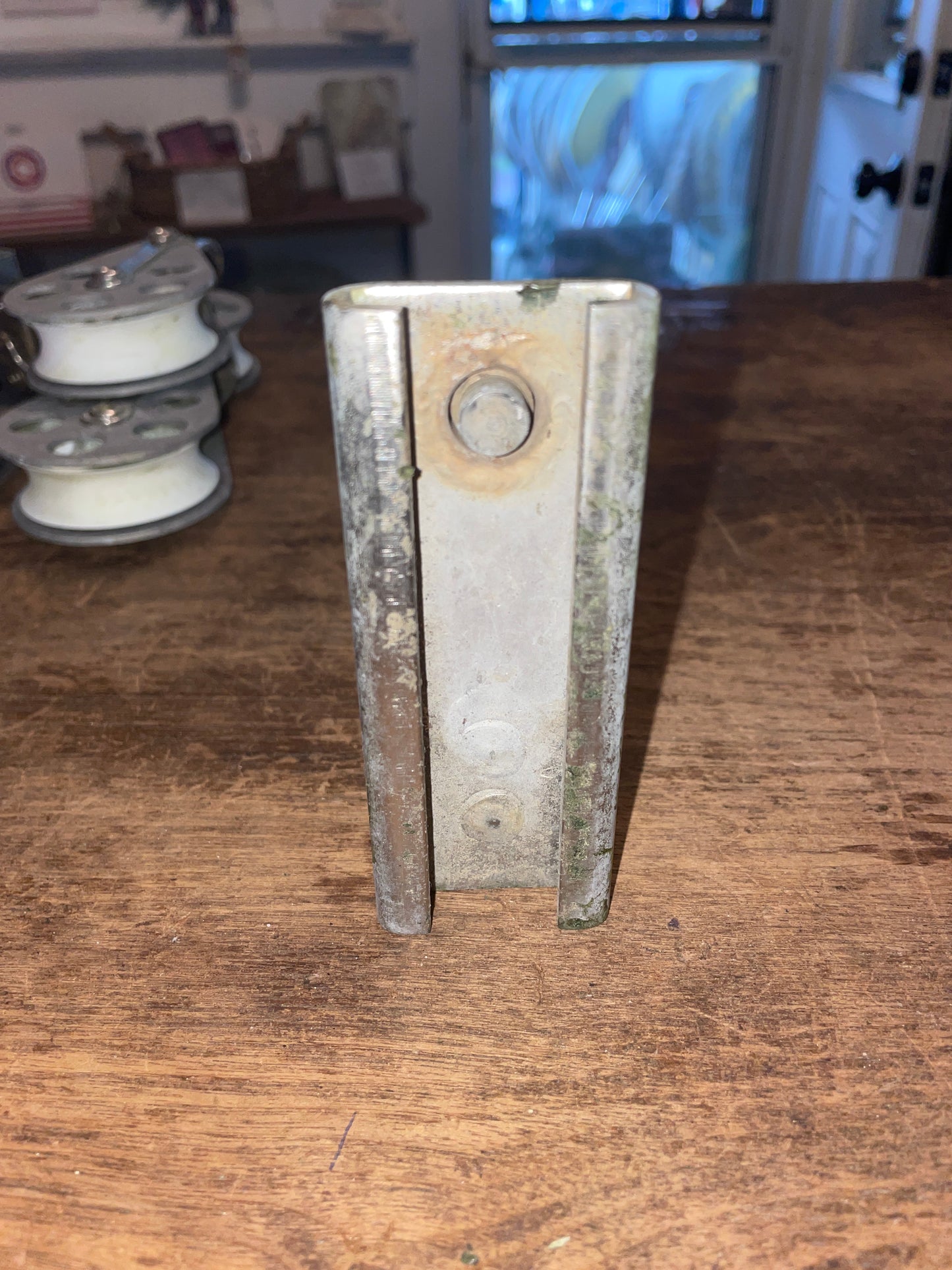 Schaefer Spring Loaded Single Block With 1 1/4” Screw Top Track Car