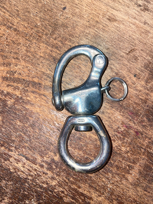 Stainless Wichard Swivel Bail Shackle - 3/4” Eye